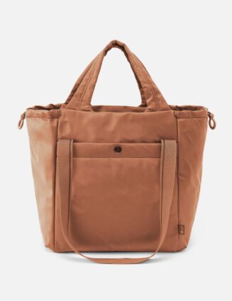 PLACES TO GO Tote in CaRefiber recycled nylon - Dune