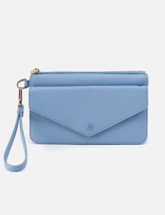 Goldie Wristlet In Pebbled Leather - Seabreeze